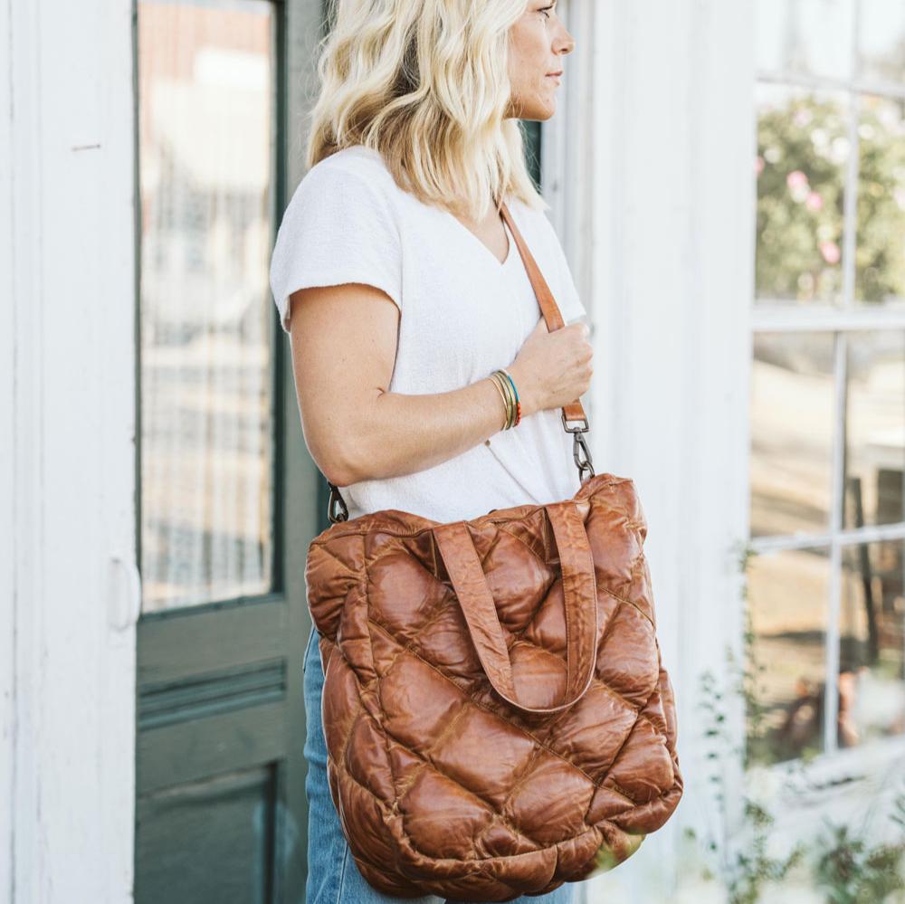 Leather Vintage Tote Bag in Brown Puffer Quilt Pattern