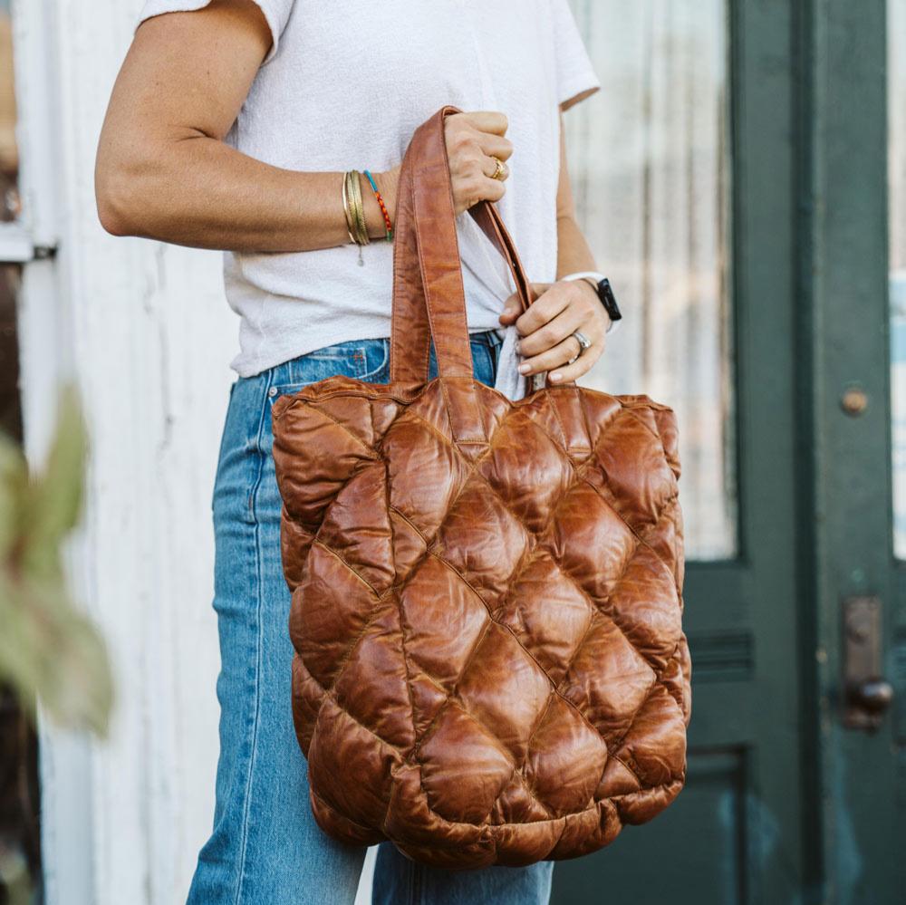 Women's Tote Limited Edition Bridger Leather Tote Large | Vintage Tan - Buffalo Jackson Trading Co.