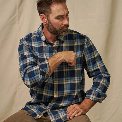 Buffalo Jackson Fairbanks Flannel shirt chest pocket close-up with carpenter pencil slot and stout buttons in navy lake plaid