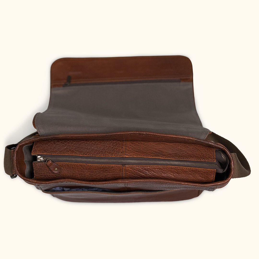 Zippered Enclosure - Leather Crossbody Men's Laptop Bag in Vintage Leather