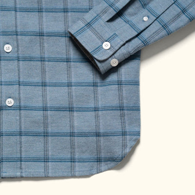 Windsor Cotton Shirt in Sky Pane, cuff and shirttail detail