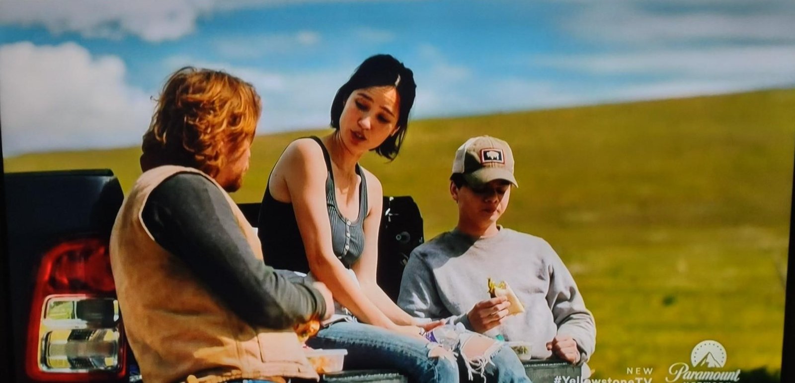 Tate Dutton wearing the Buffalo Jackson Wyoming State Flag Hat on Yellowstone (shown in the Green/Grey colorway)