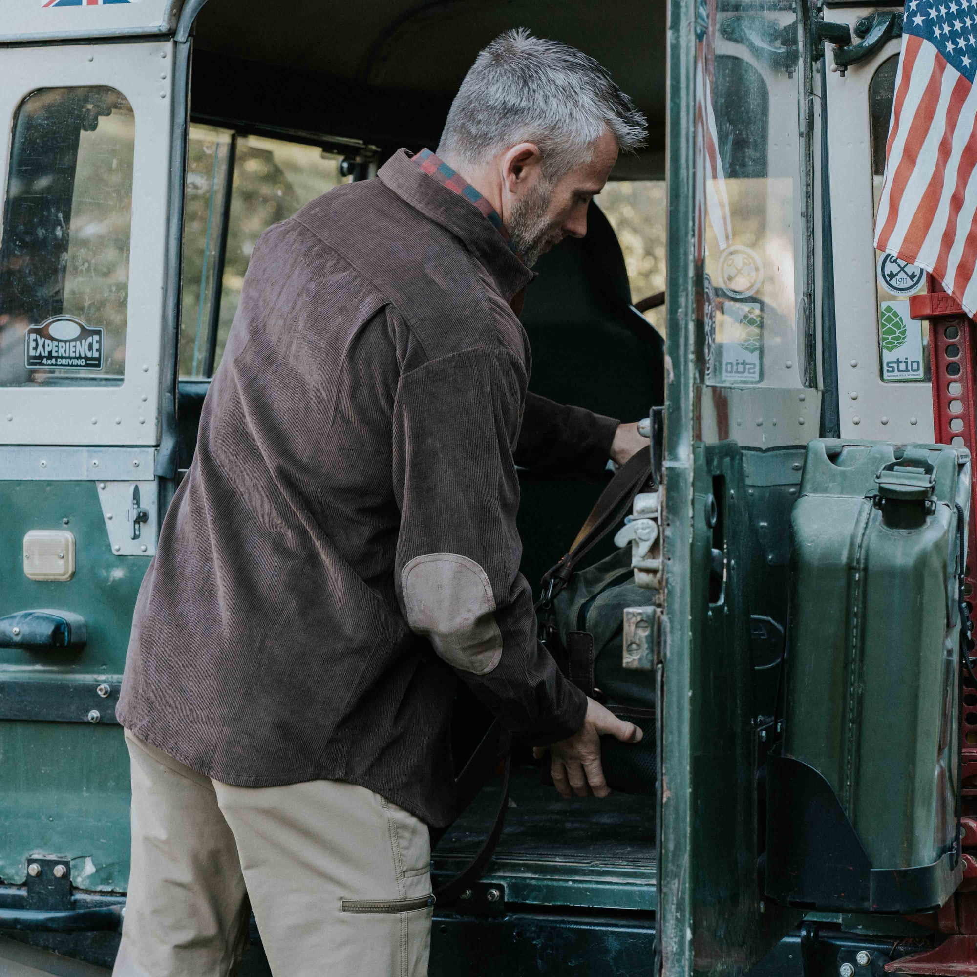 Bradford Corduroy Shirt Jac - Brown