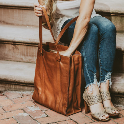 Chelsea Leather Tote | Honey Brown