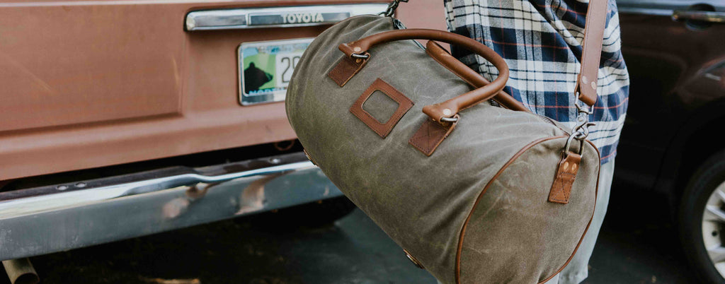 3 Key Benefits to Buying Waxed Canvas Bags | Buffalo Jackson