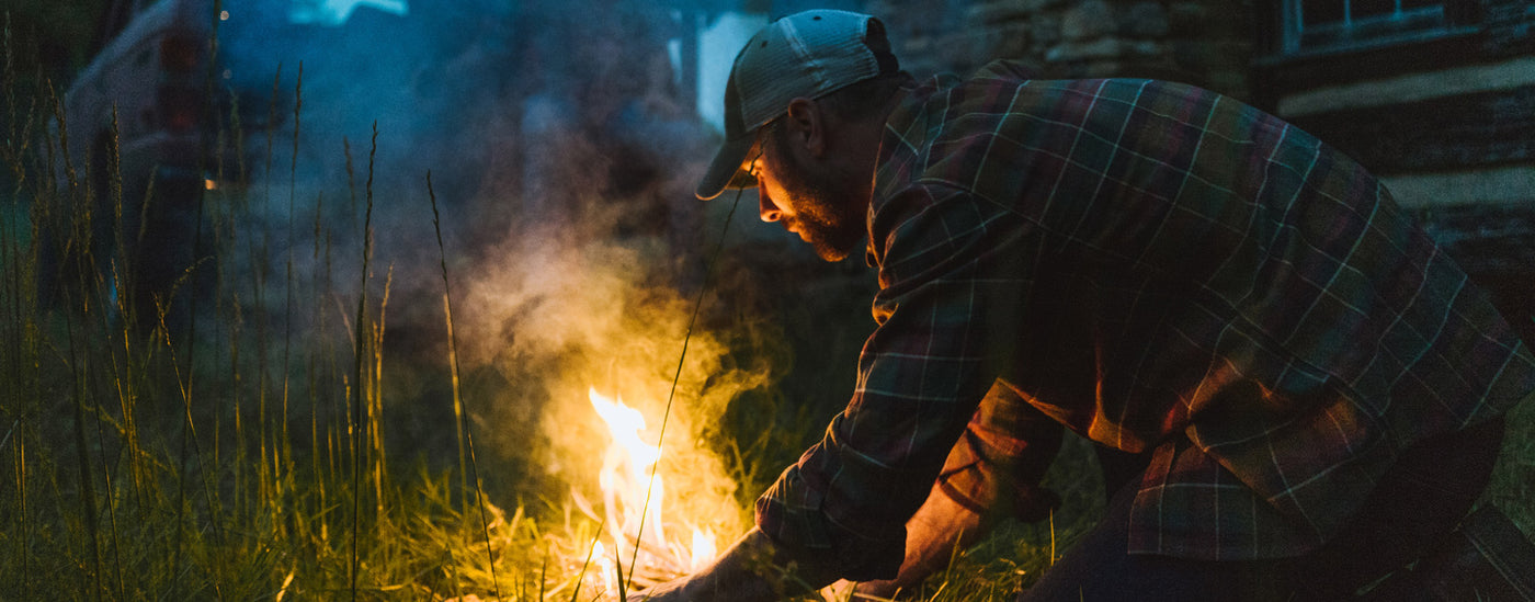 https://buffalojackson.com/cdn/shop/articles/how-to-cook-over-a-fire_1400x.progressive.jpg?v=1560281778