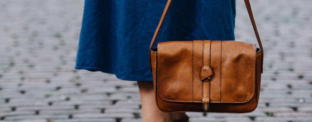 How to clean a leather bag - without leather cleaner | Buffalo Jackson