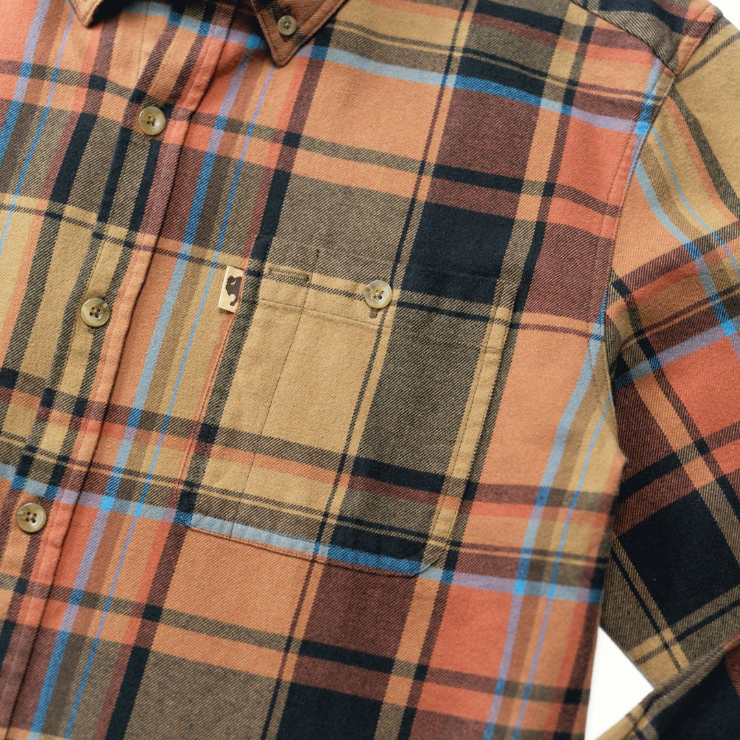 Close-up of chest pocket detail on Fairbanks Flannel Shirt Canyon Timber with carpenter pencil slot and stout buttons