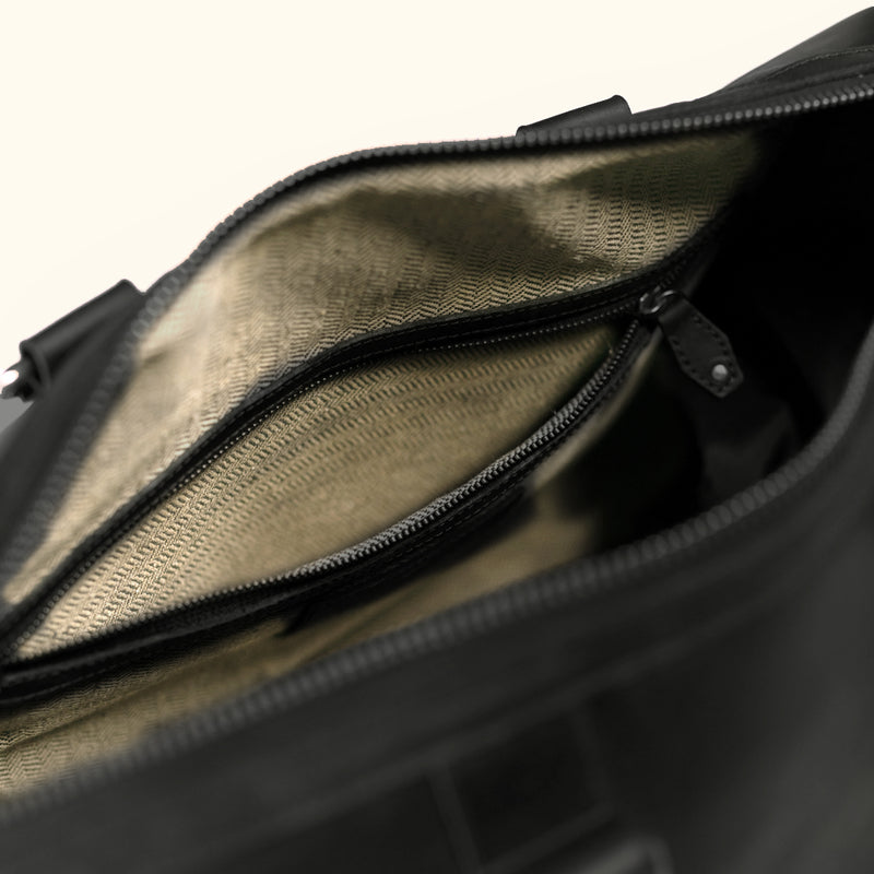 Black Leather Duffle Bag | Jefferson Collection | Buffalo Jackson