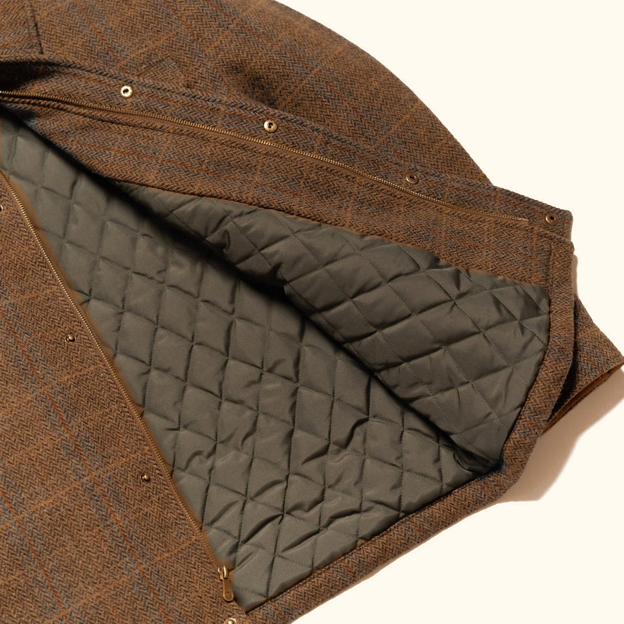 Aberdeen Wool Jacket in Dunbar Thicket, opened to show the quilted lining