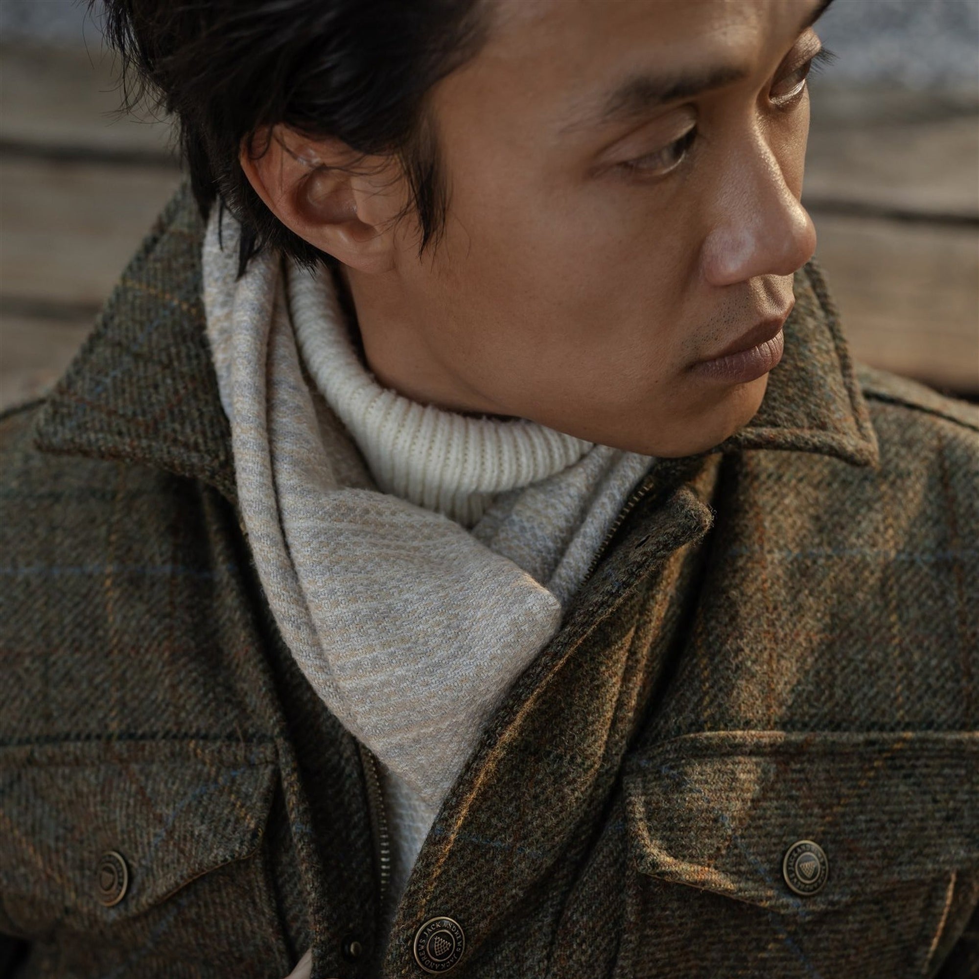 Close-up of the Aberdeen Wool Jacket in Fir Heather collar and scarf