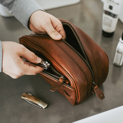 Modern Leather Dopp Kit | Elderwood