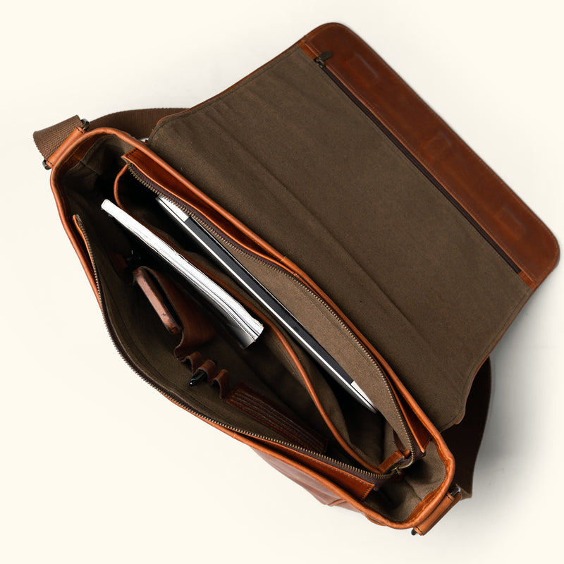 Large Messenger Bag (Amber Brown) | Buffalo Jackson