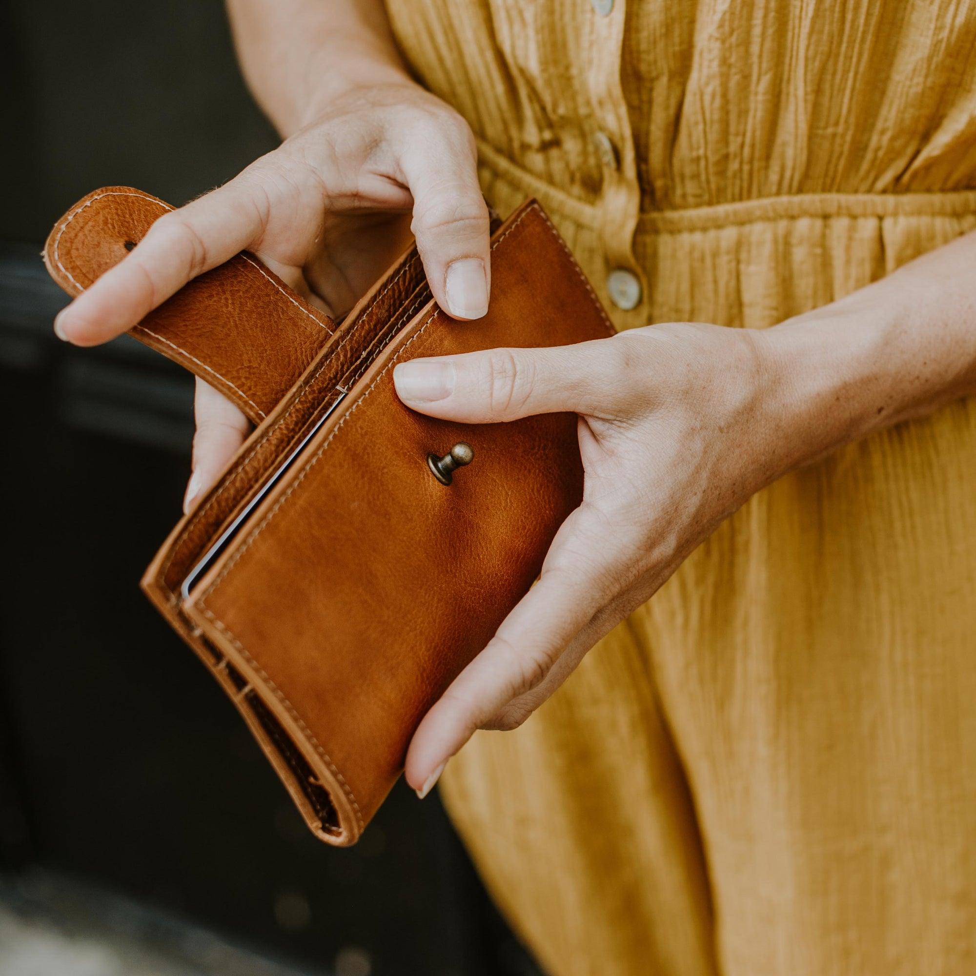 Women's Handmade Leather Wallet
