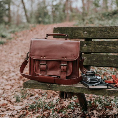 Roosevelt Buffalo Leather Camera Bag | Amber hover