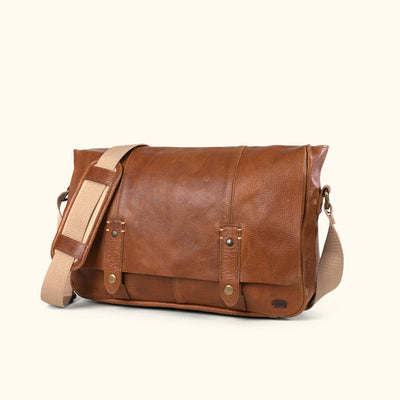 Classic leather messenger flap bag in brown