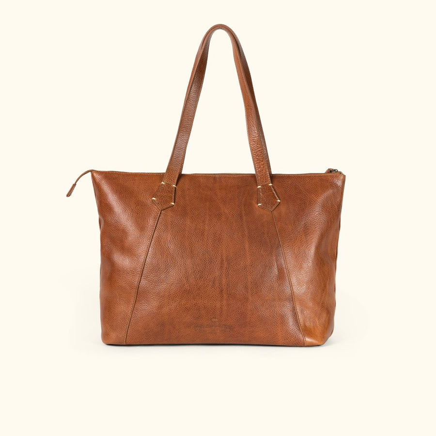 Woman leather good  Clothing bags and leather accessories