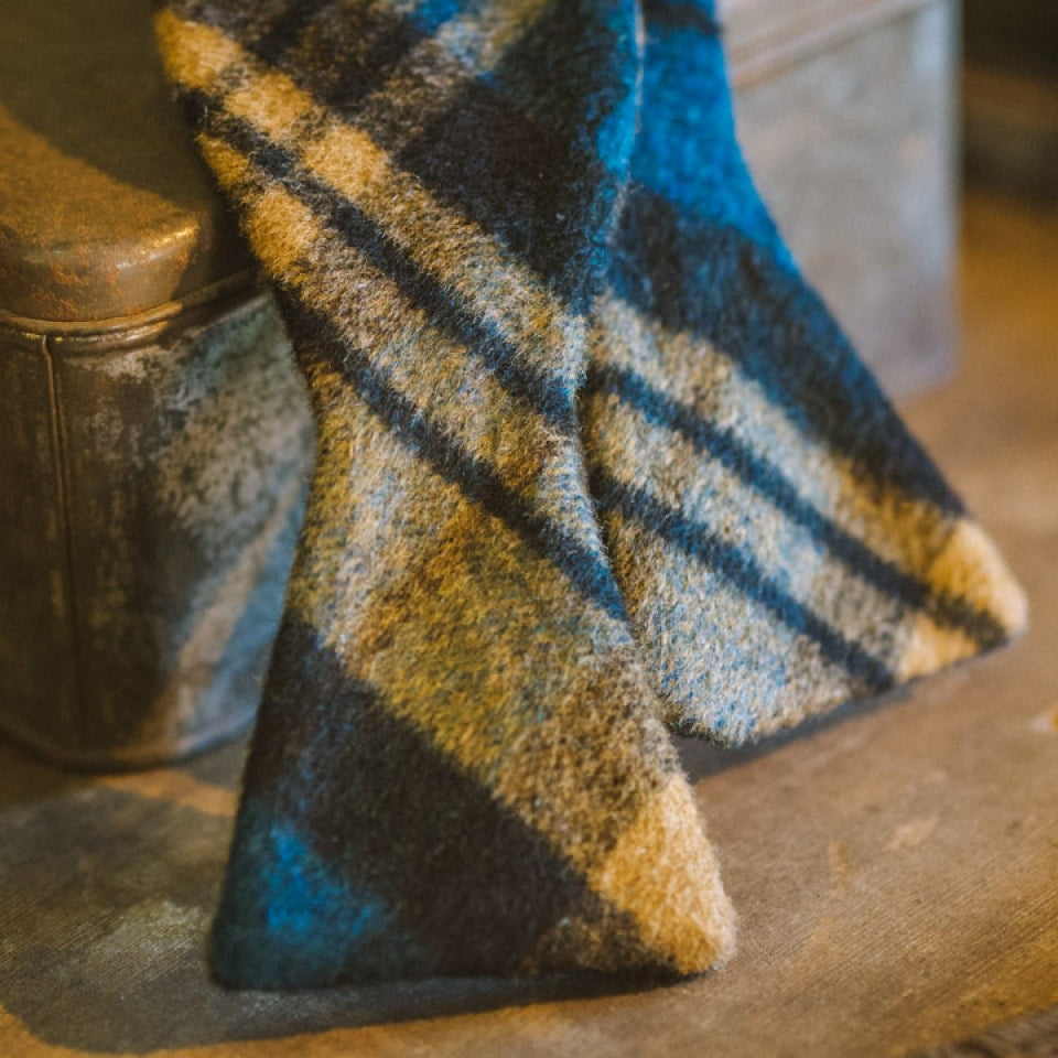 Mens Plade Wool Bowtie