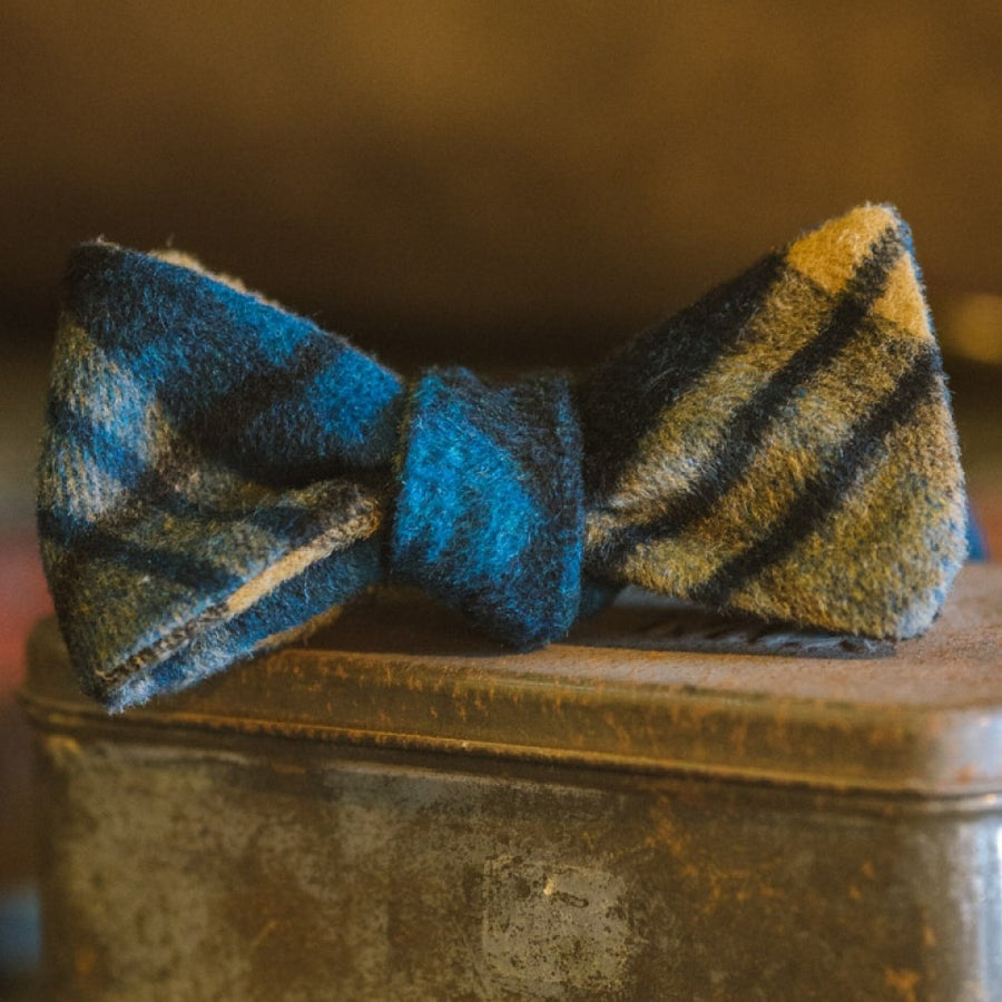 Mens Plade Wool Bowtie